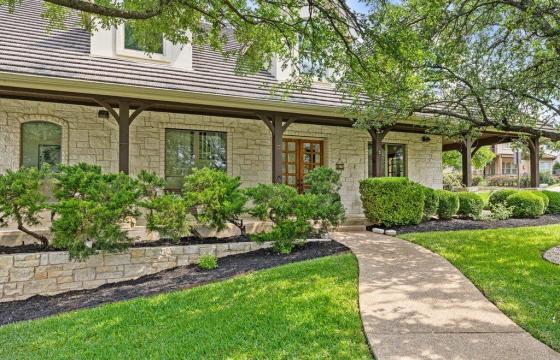 2 Dovedale CV, The Hills TX 78738, The Hills, TX