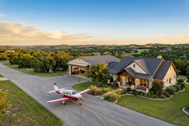 Airpark Home vs Living Near an Airport: Which Is Right for You?